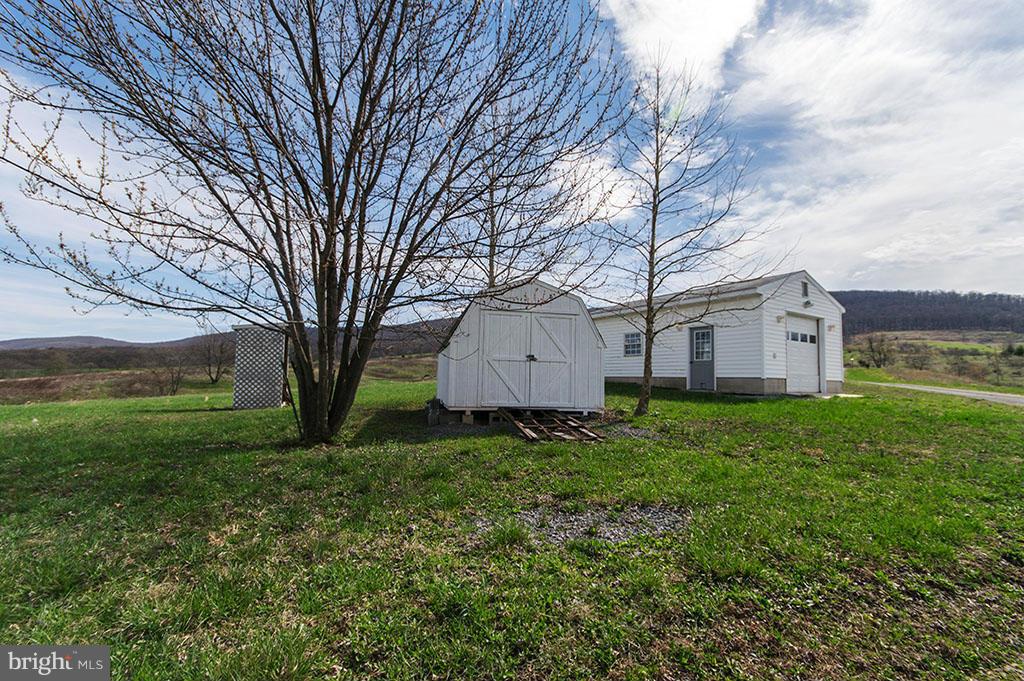 IMPERIAL ORCHARDS - Residential