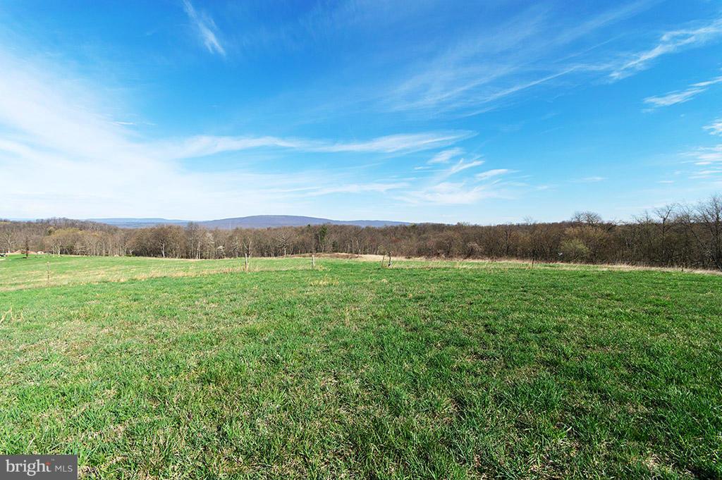 IMPERIAL ORCHARDS - Residential