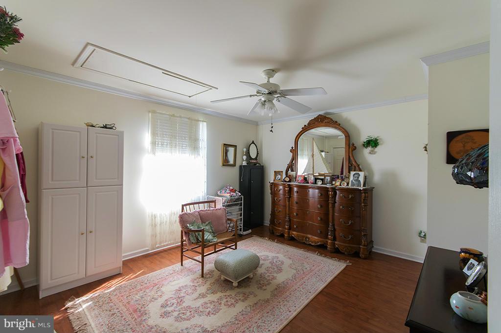 IMPERIAL ORCHARDS - Residential