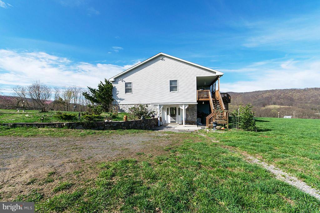 IMPERIAL ORCHARDS - Residential