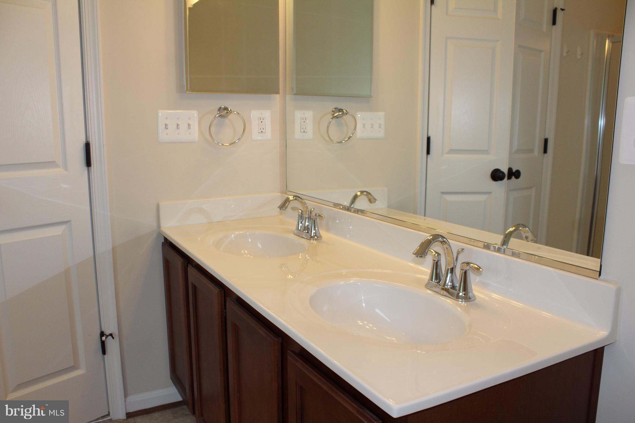 WILDERNESS SHORES - Residential