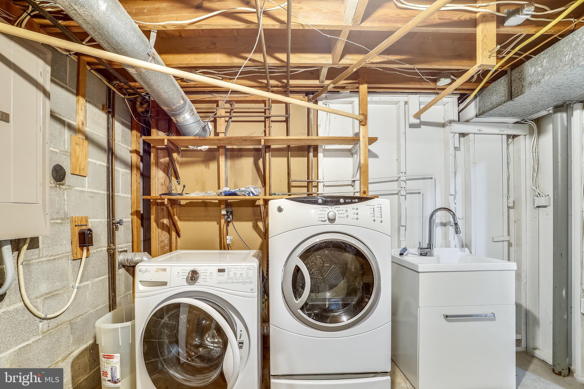 COLLINGWOOD - Residential