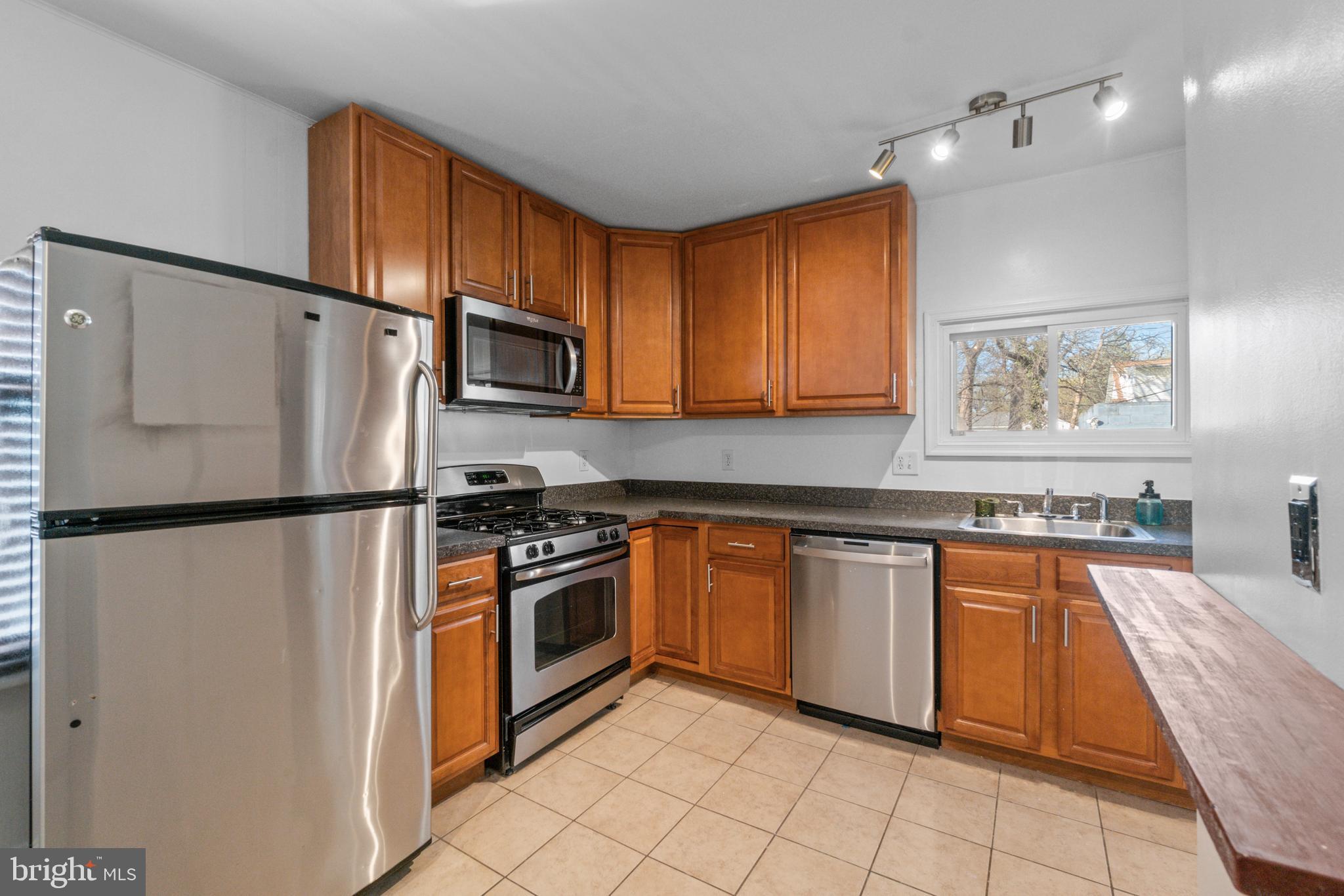 WOODHOME HEIGHTS - Residential