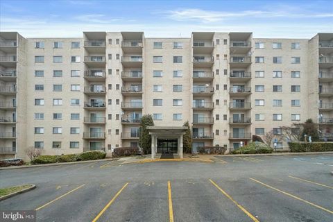 Photo of 12001 Old Columbia Pike #516, SILVER SPRING, MD 20904 (MLS # MDMC2214784)