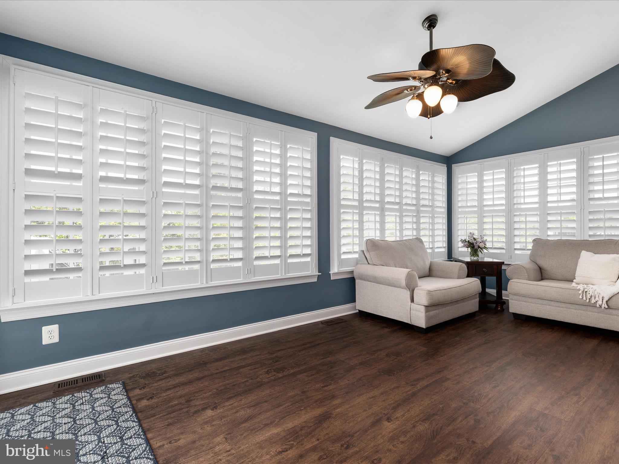 DOMINION VALLEY - Residential