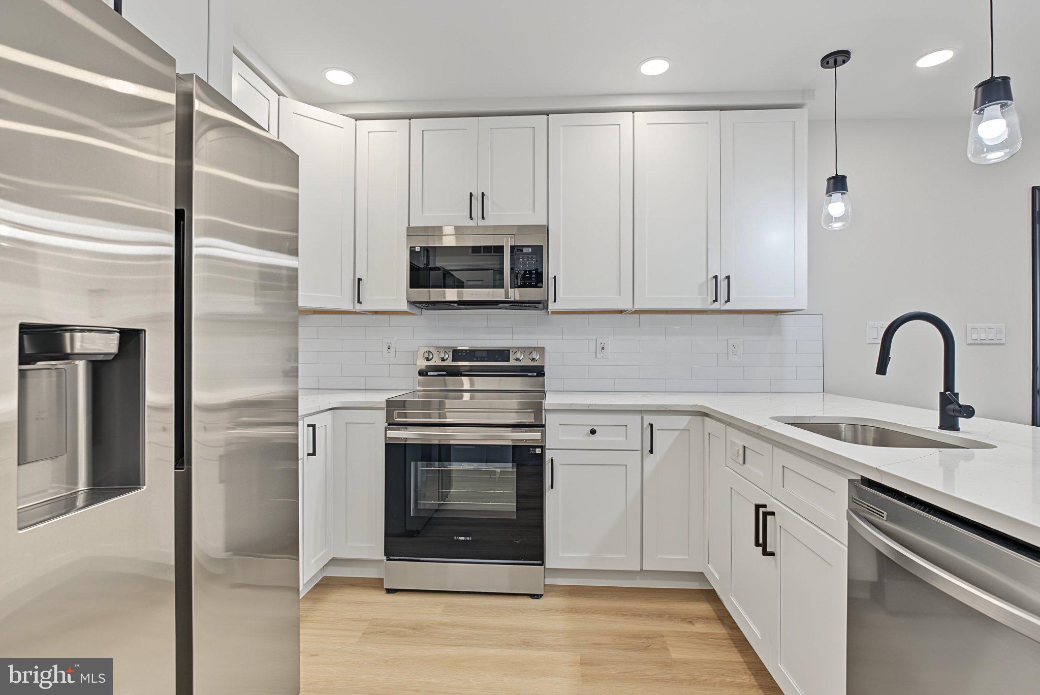 1242 N 15TH STREET 1