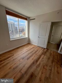 CRESCENT - Residential