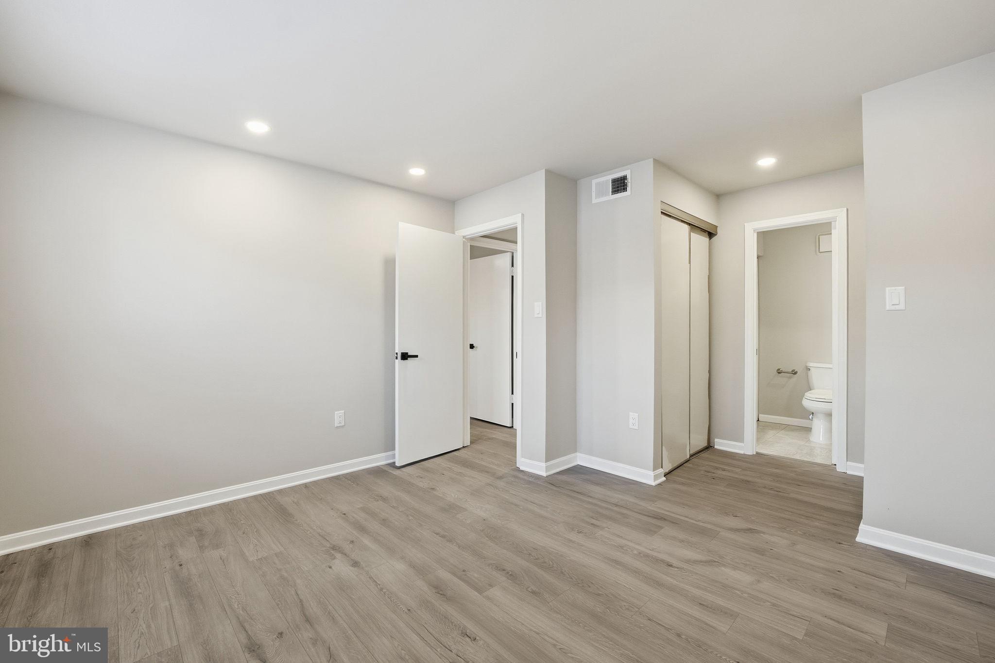 ANTIETAM SQUARE CONDO - Residential