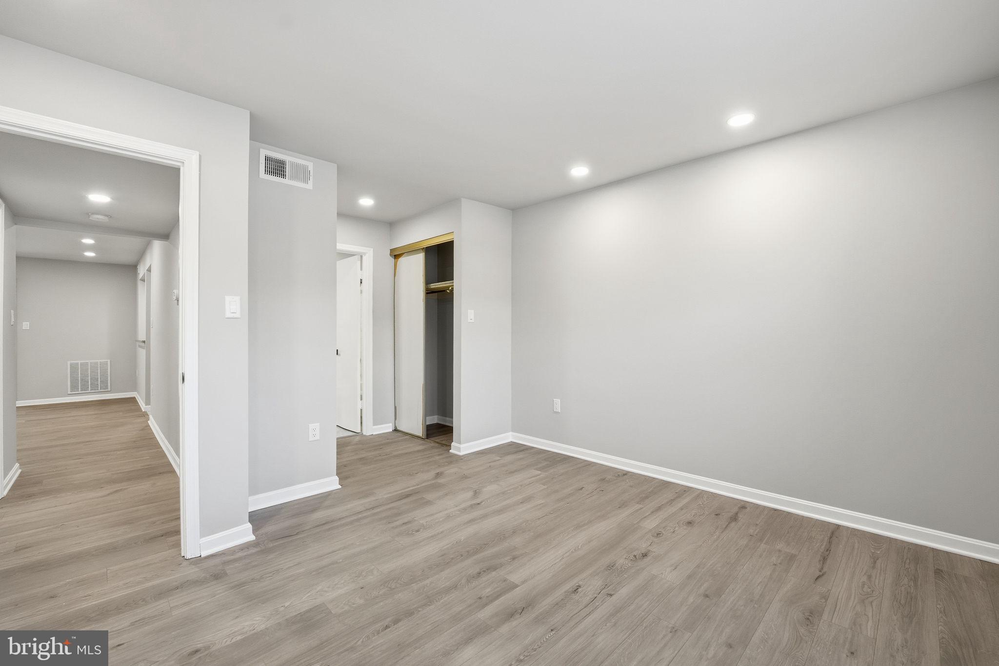 ANTIETAM SQUARE CONDO - Residential