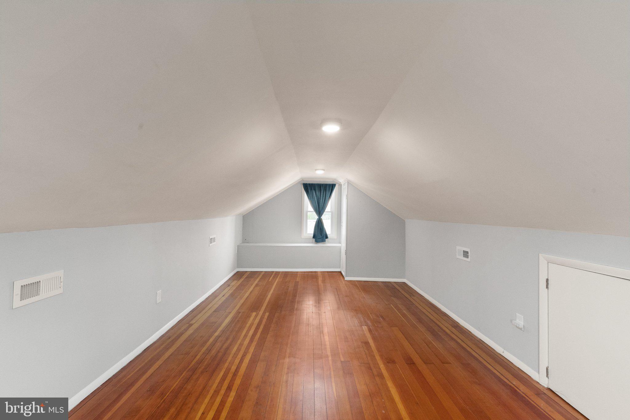 ROSEDALE HEIGHTS - Residential