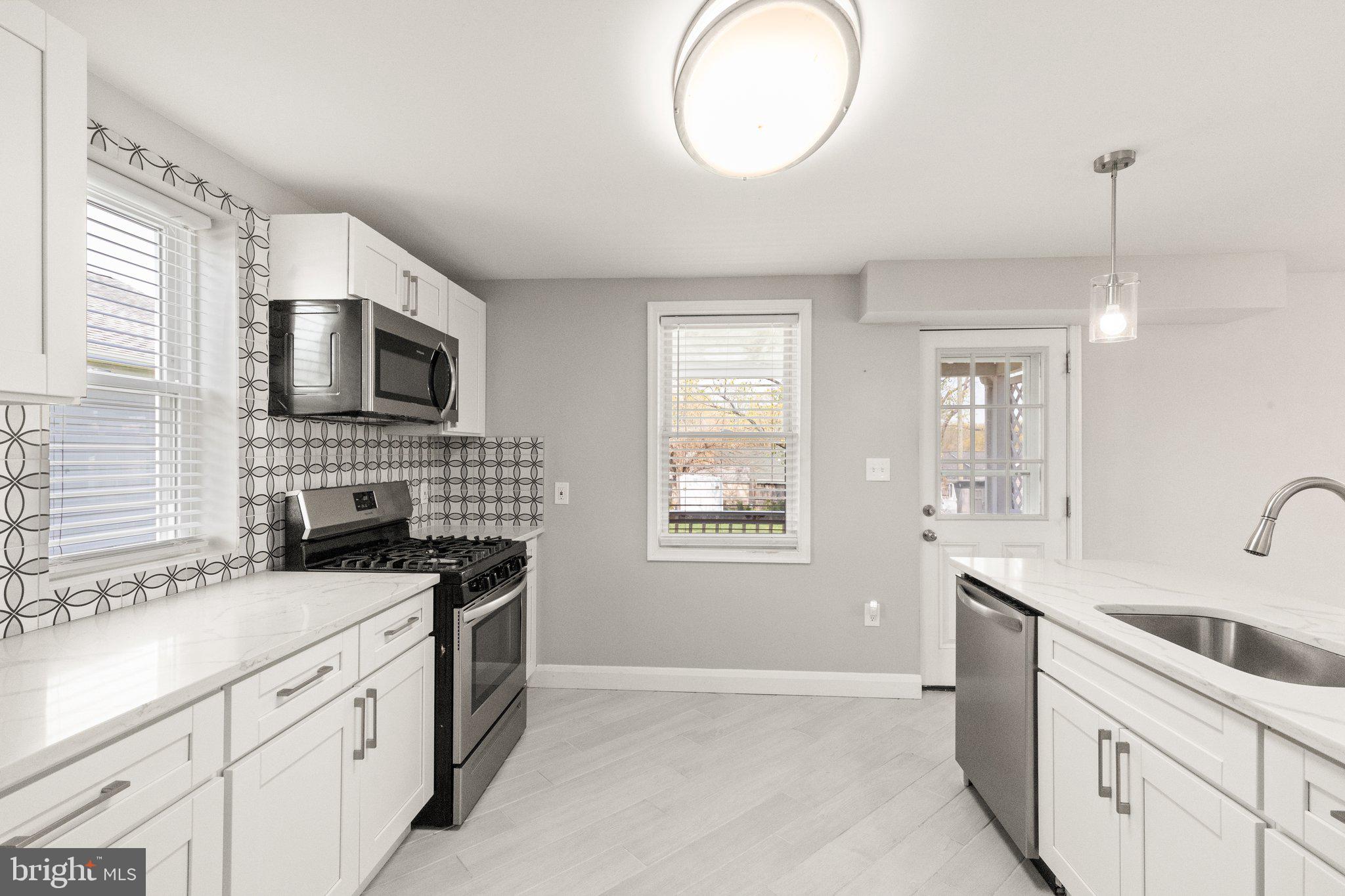 ROSEDALE HEIGHTS - Residential