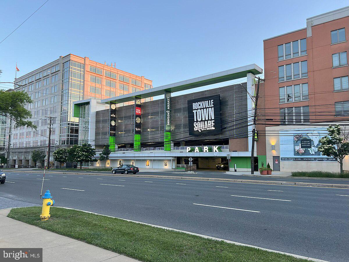 JANETA - Residential