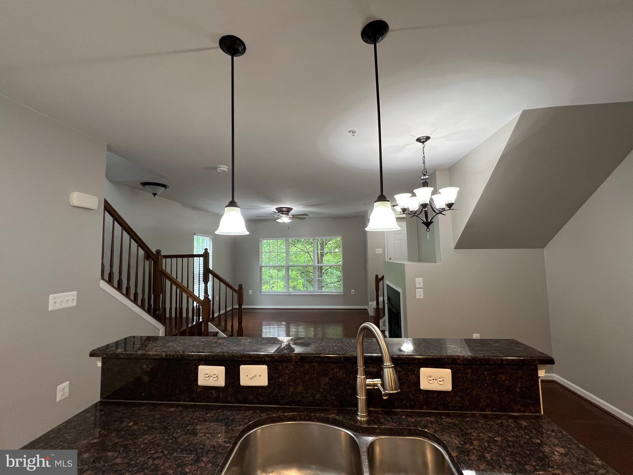 MARKET CENTER CONDOMINIUM - Residential Lease