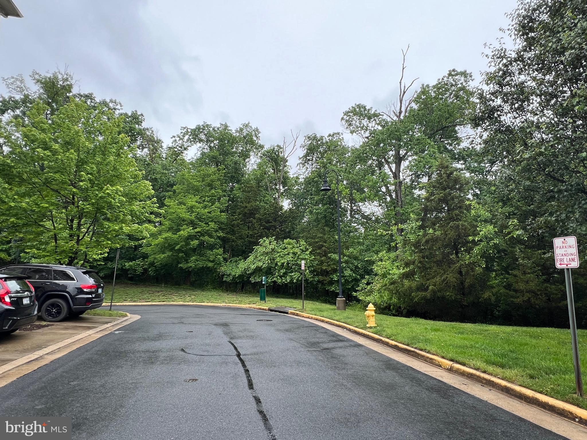 MARKET CENTER CONDOMINIUM - Residential Lease