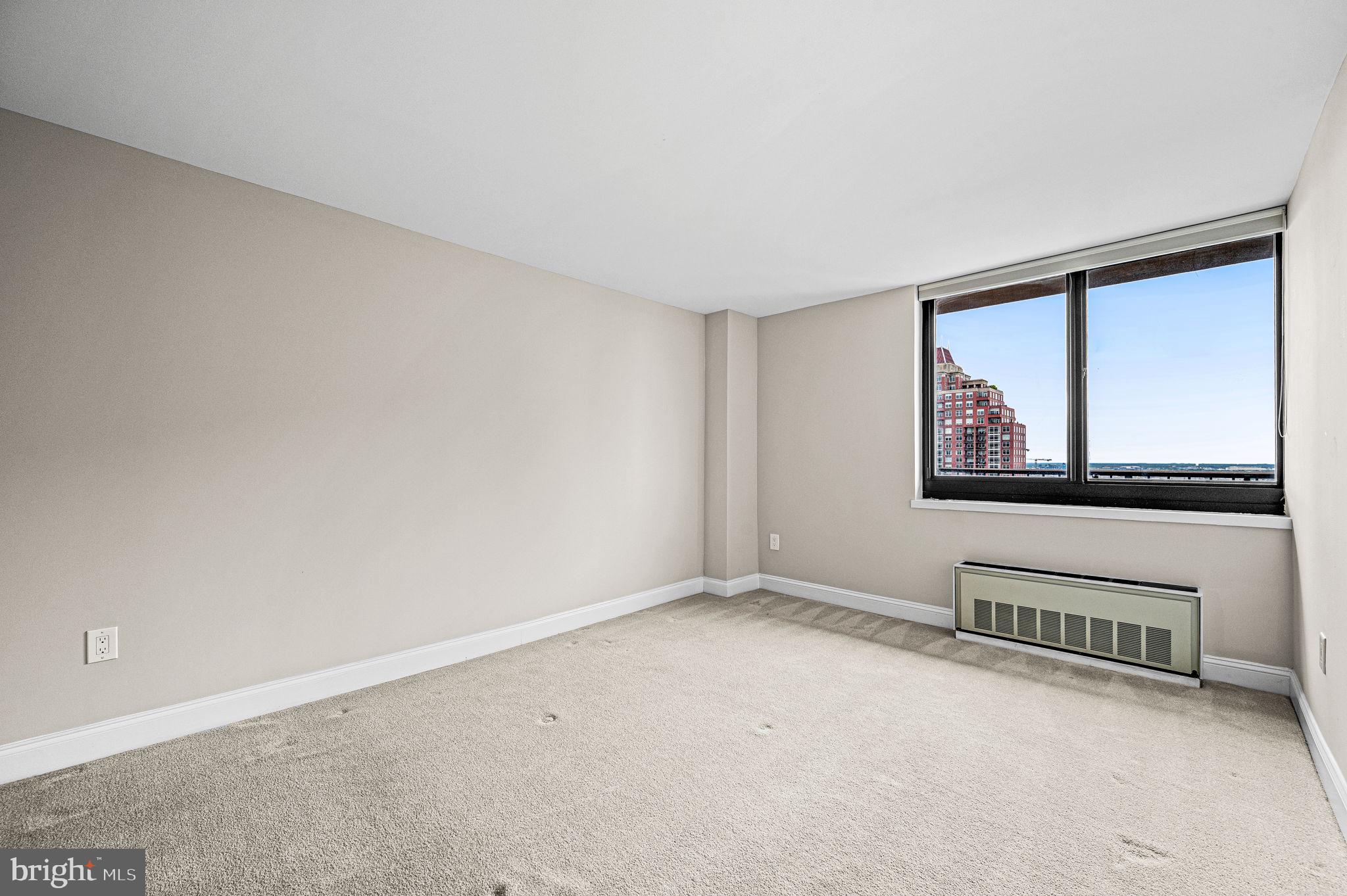 AVENUE OF THE ARTS - Residential