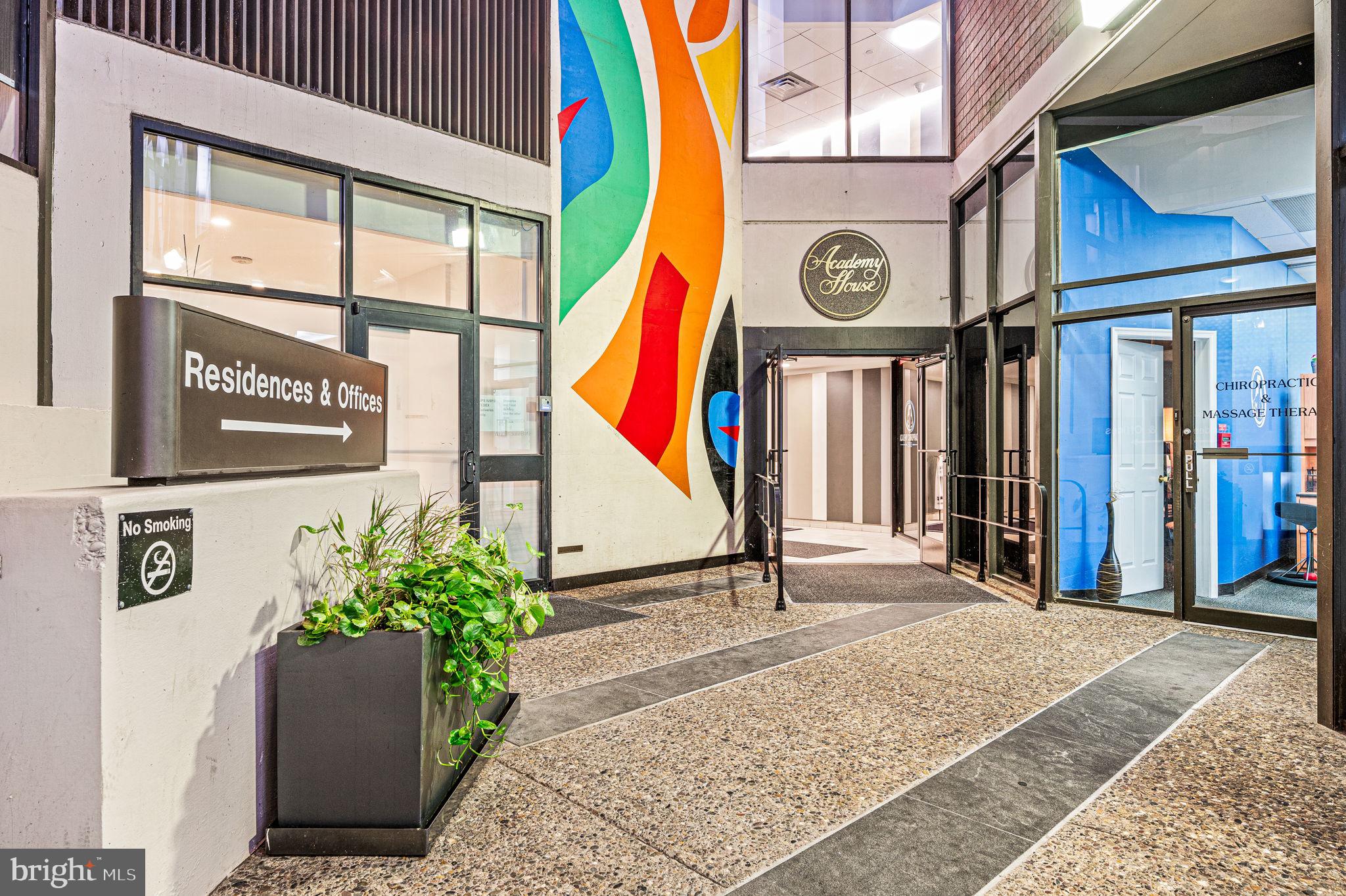 AVENUE OF THE ARTS - Residential