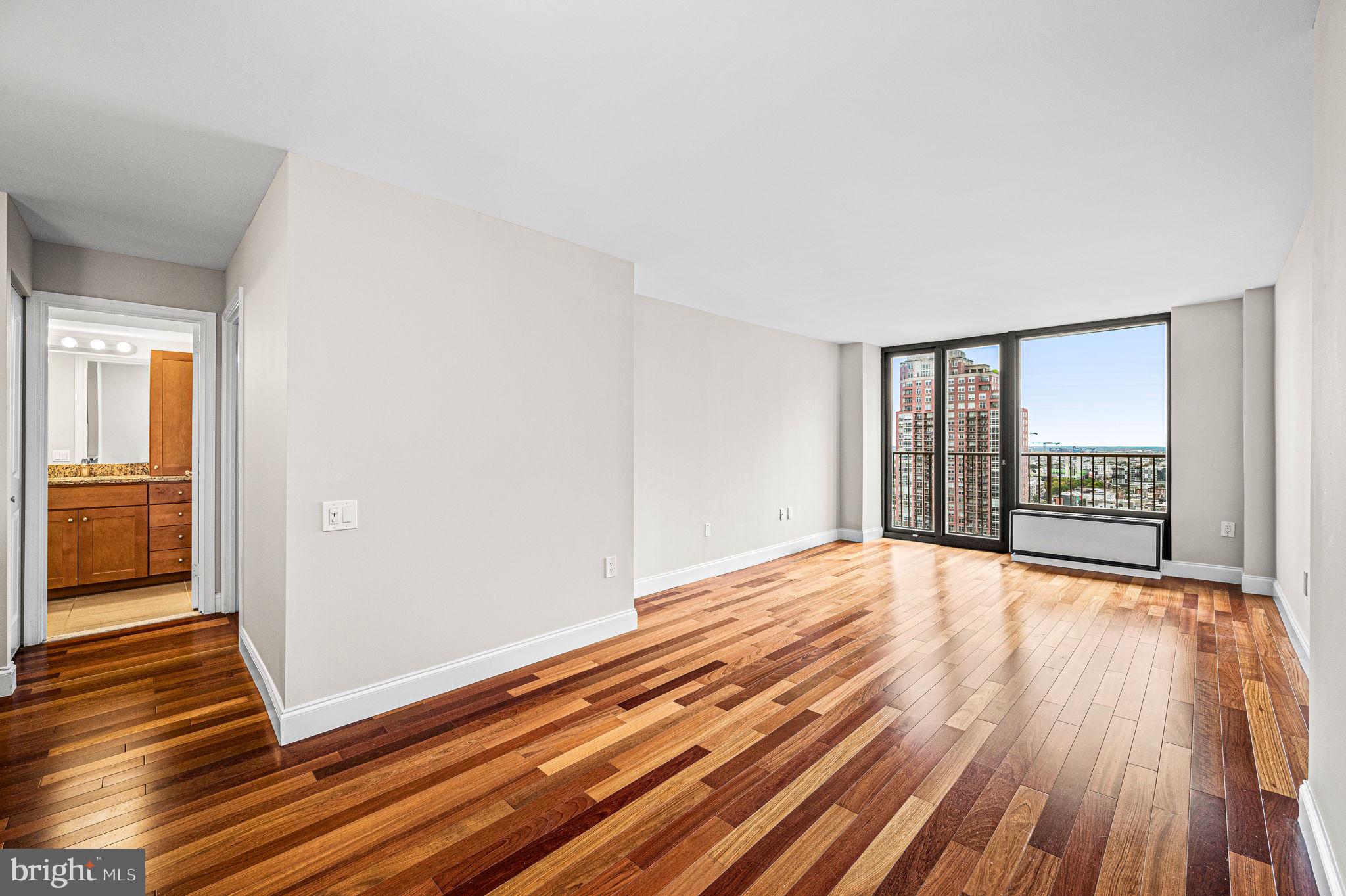 AVENUE OF THE ARTS - Residential