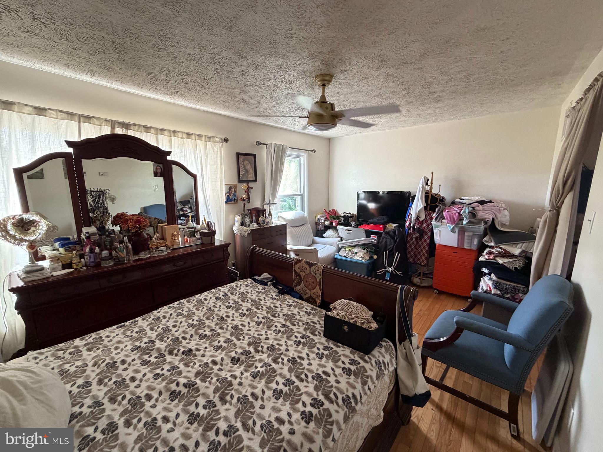 WILLOWBROOK - Residential