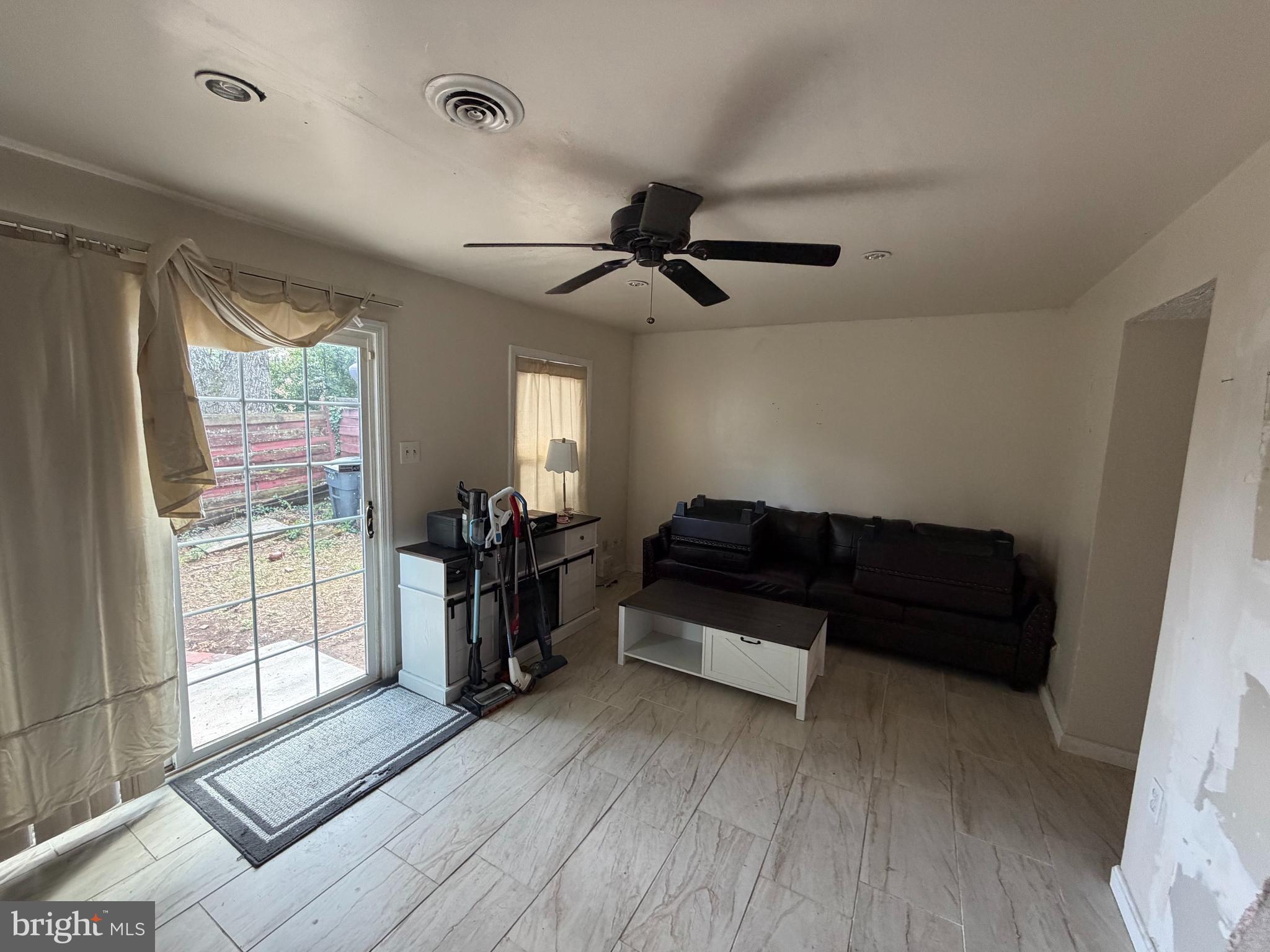 WILLOWBROOK - Residential