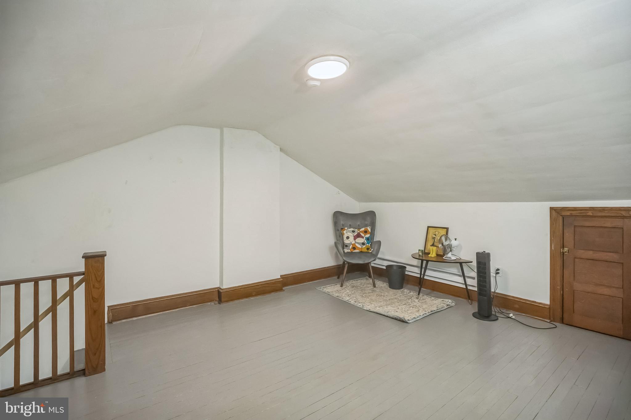 CHELTENHAM VIL - Residential