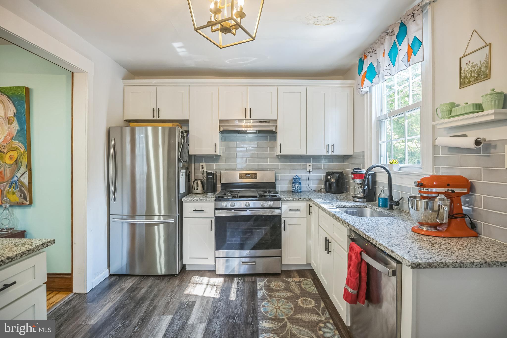 CHELTENHAM VIL - Residential