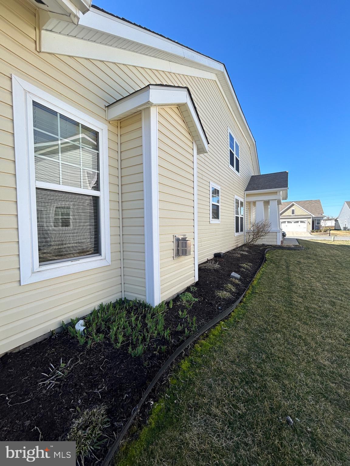 100 WHISTLING DUCK DRIVE