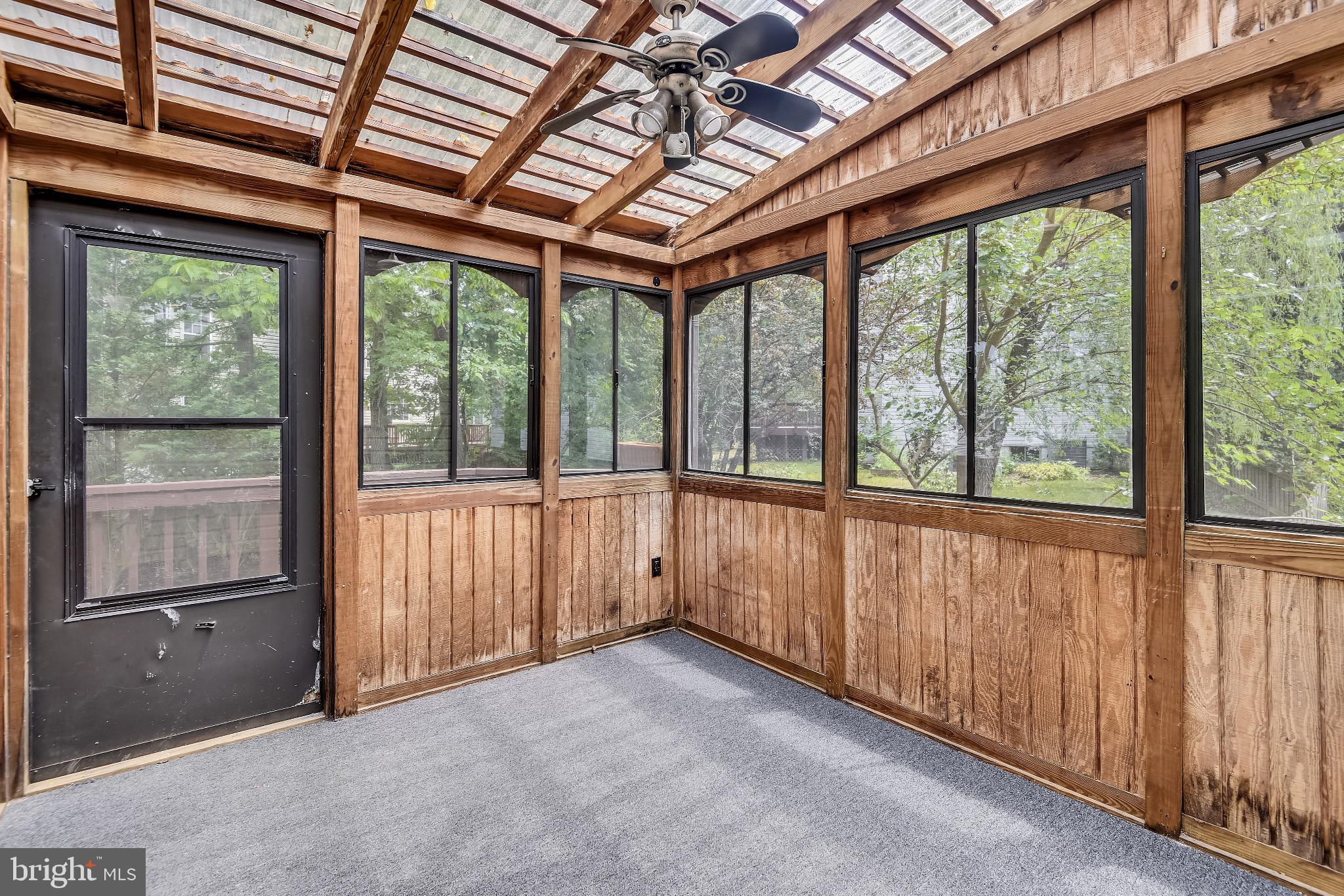 SYCAMORE LAKES - Residential Lease