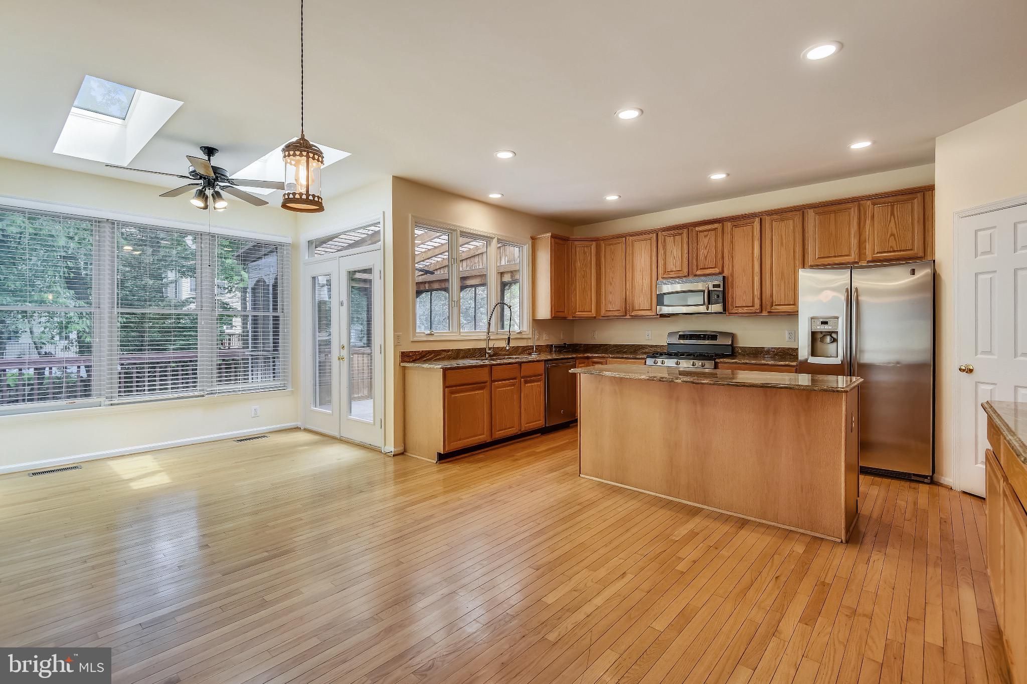 SYCAMORE LAKES - Residential Lease