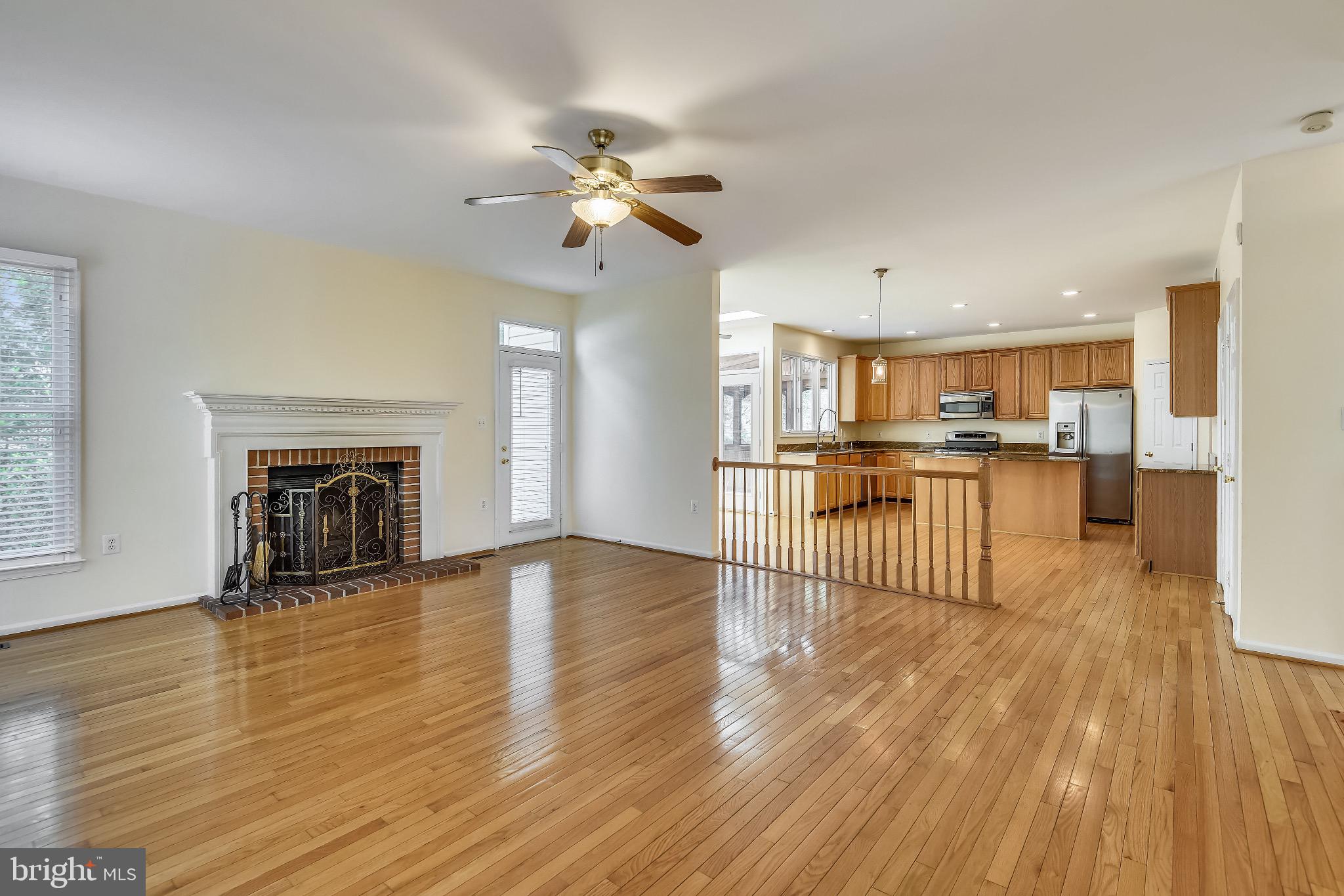 SYCAMORE LAKES - Residential Lease