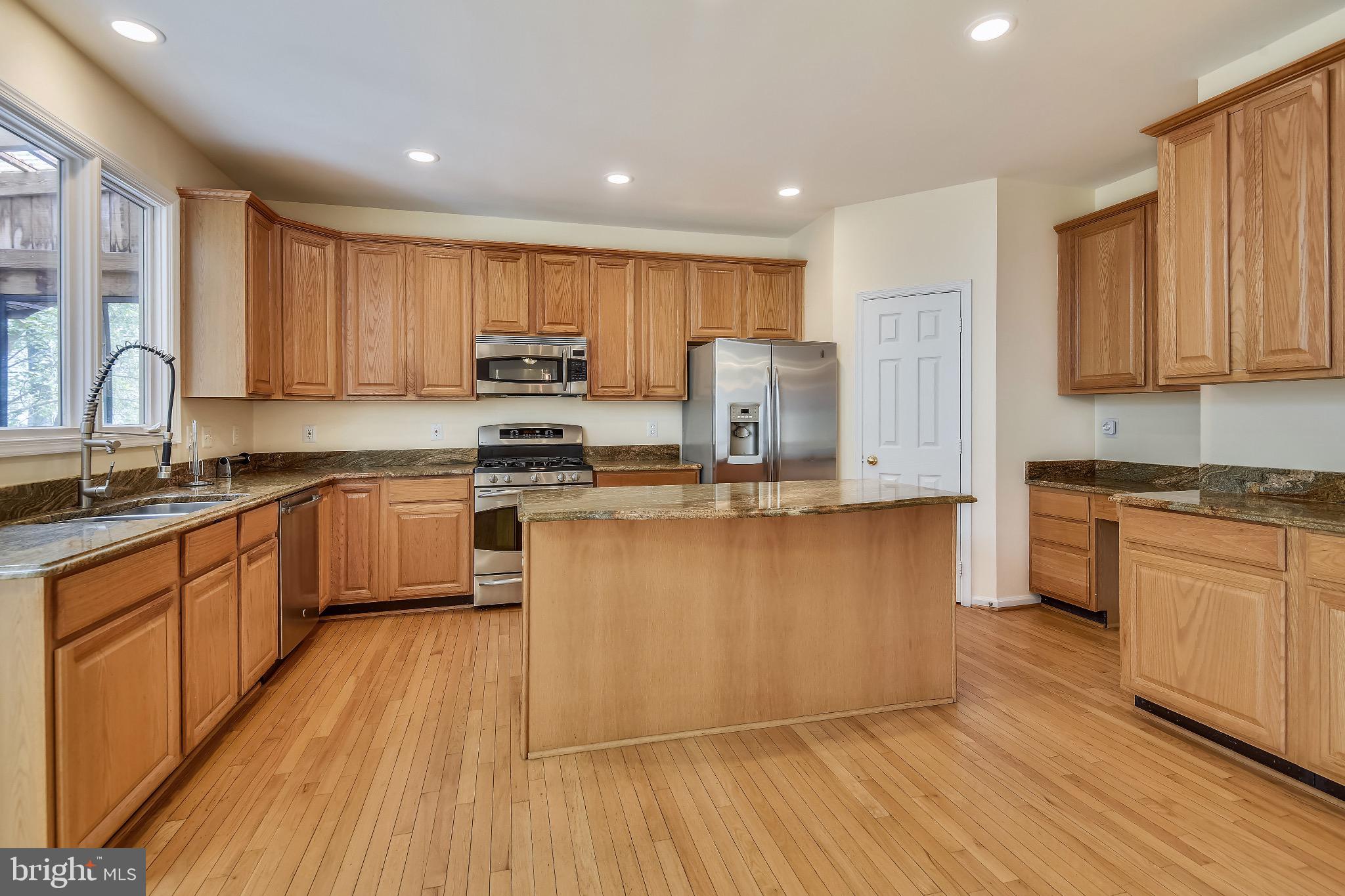 SYCAMORE LAKES - Residential Lease