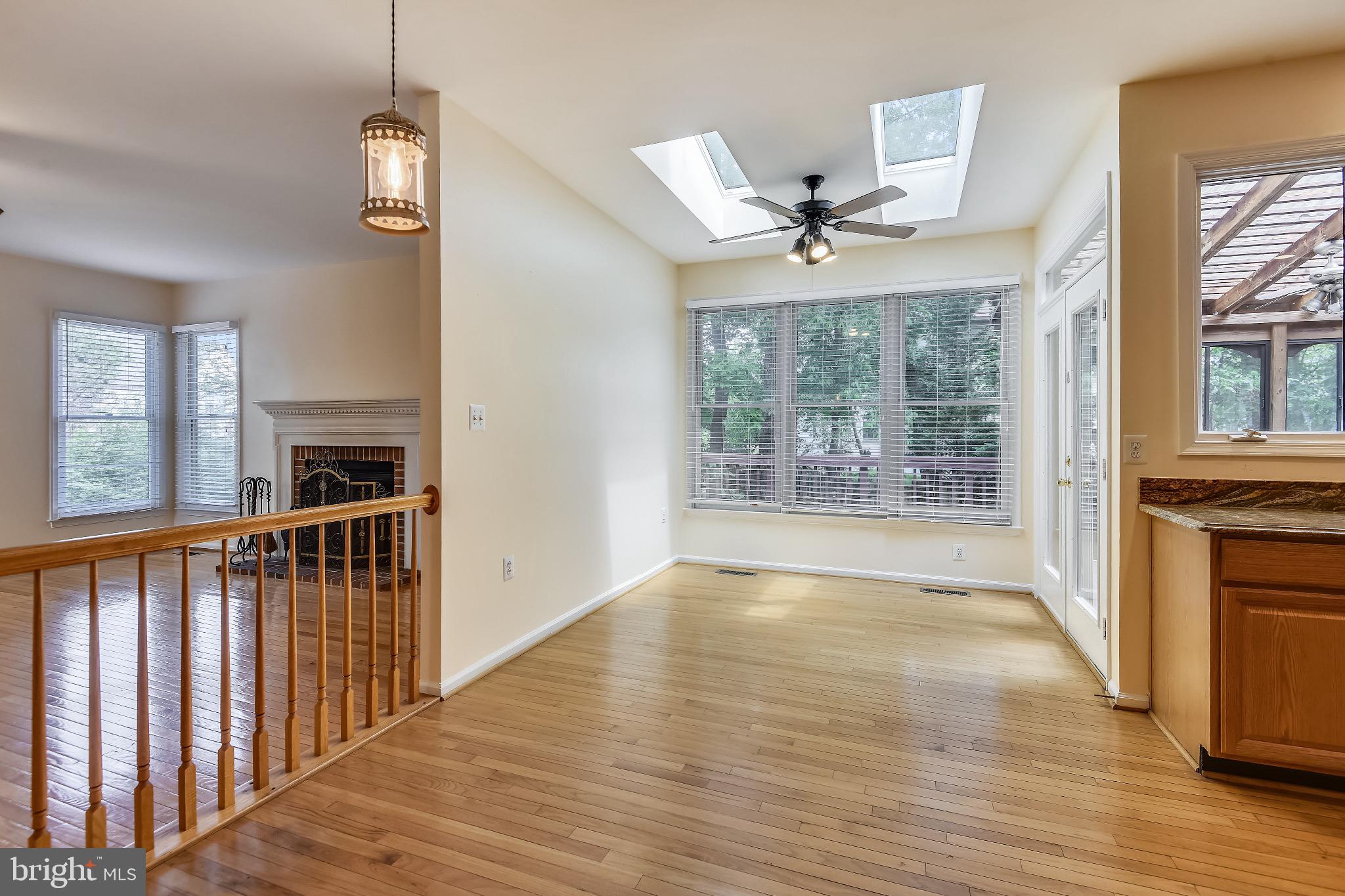 SYCAMORE LAKES - Residential Lease