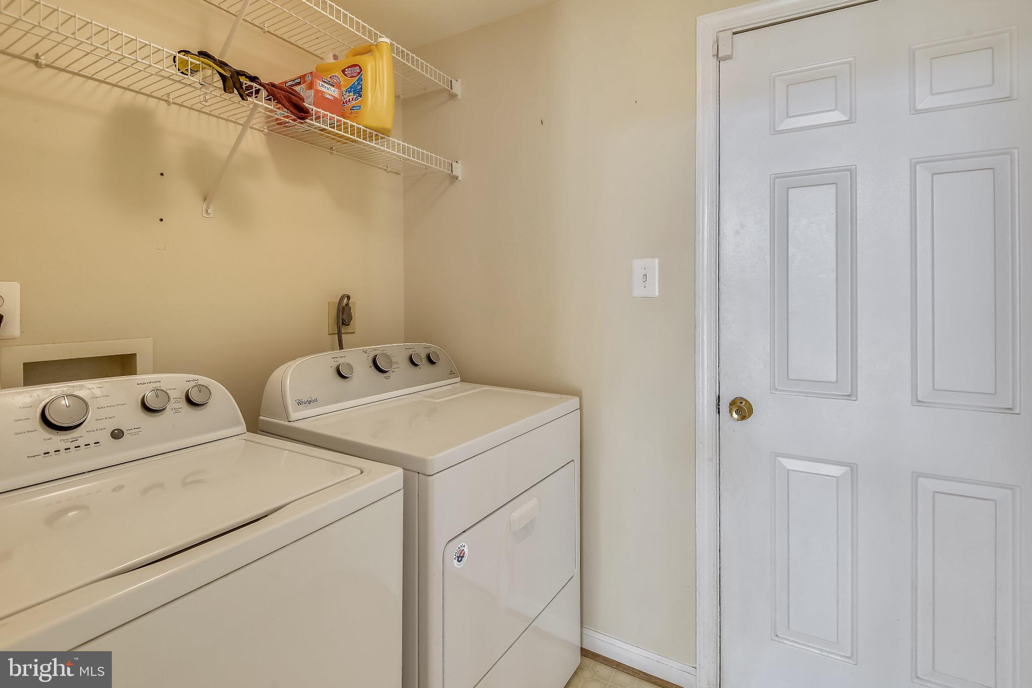 SYCAMORE LAKES - Residential Lease