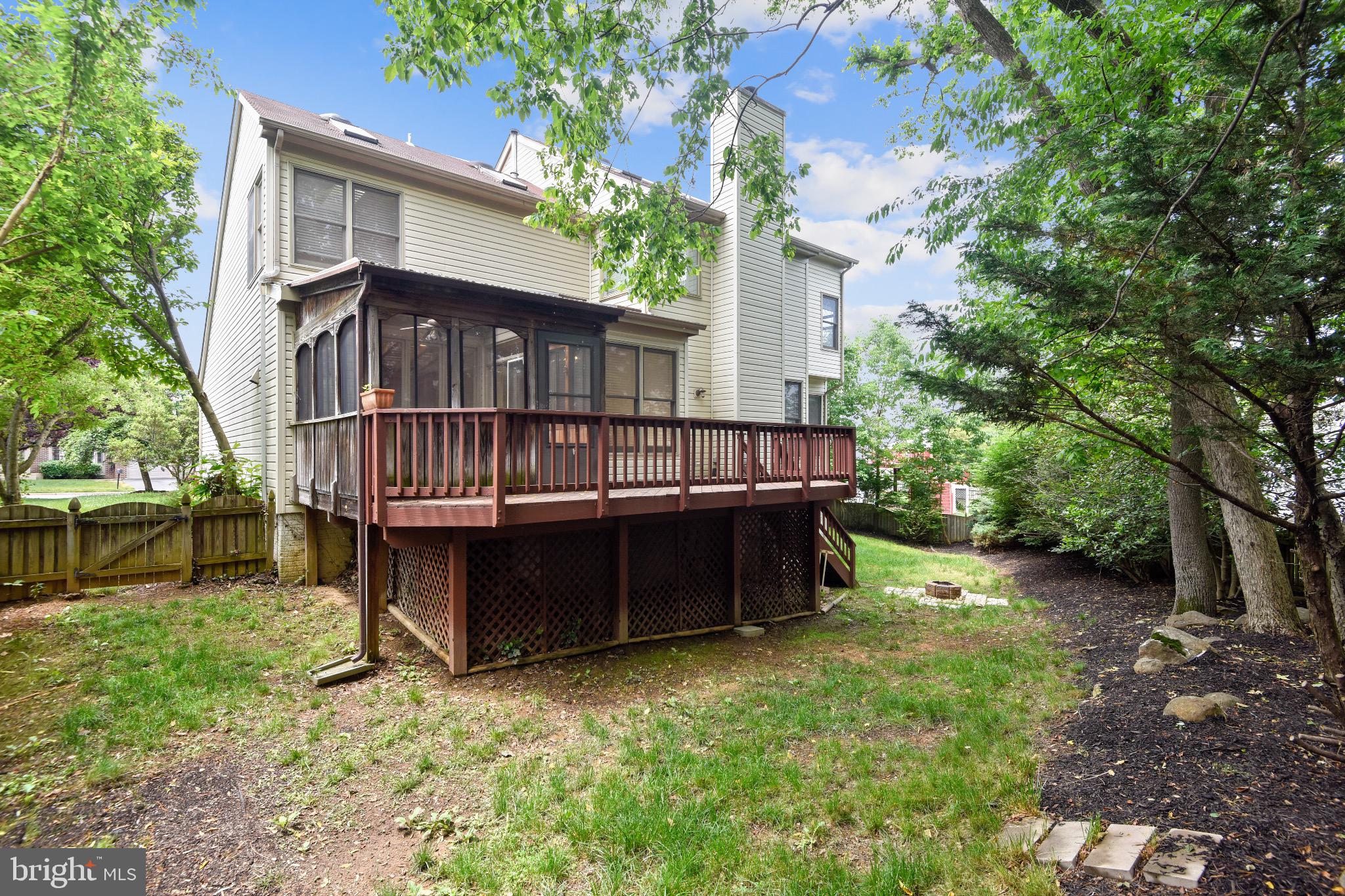 SYCAMORE LAKES - Residential Lease