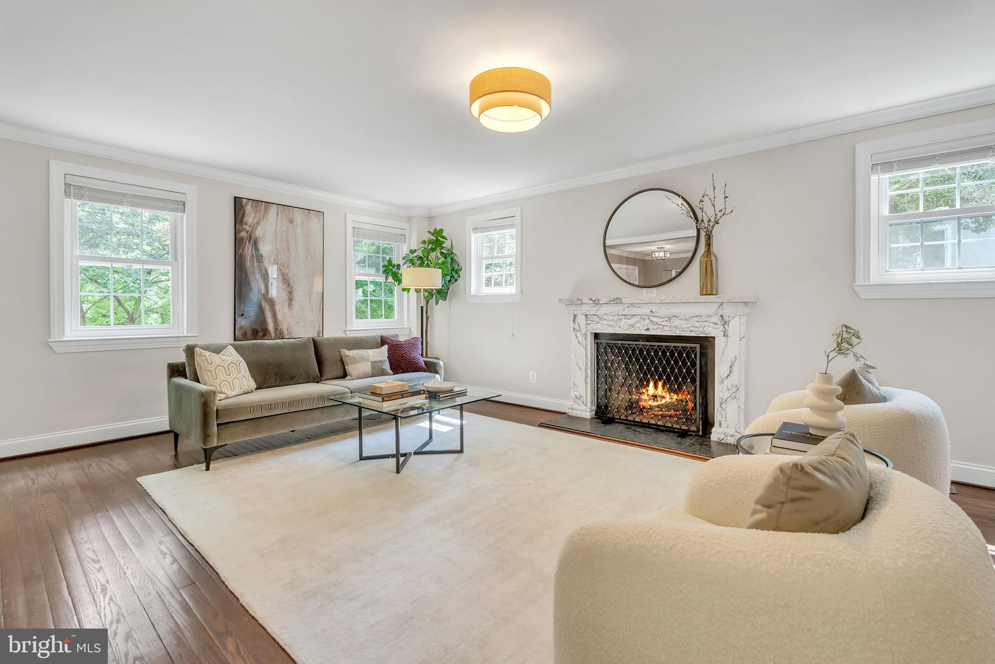 CHEVY CHASE - Residential