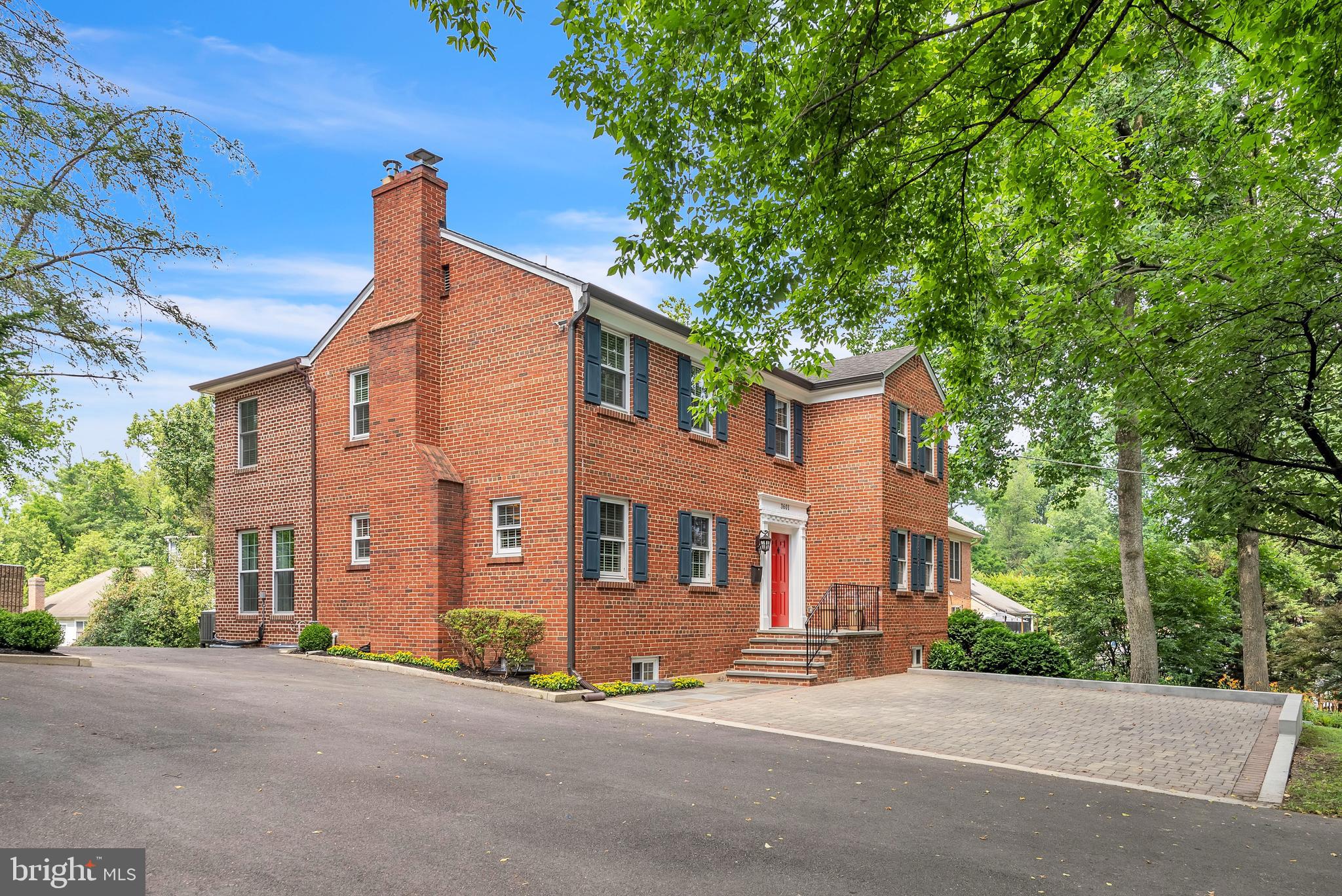 CHEVY CHASE - Residential