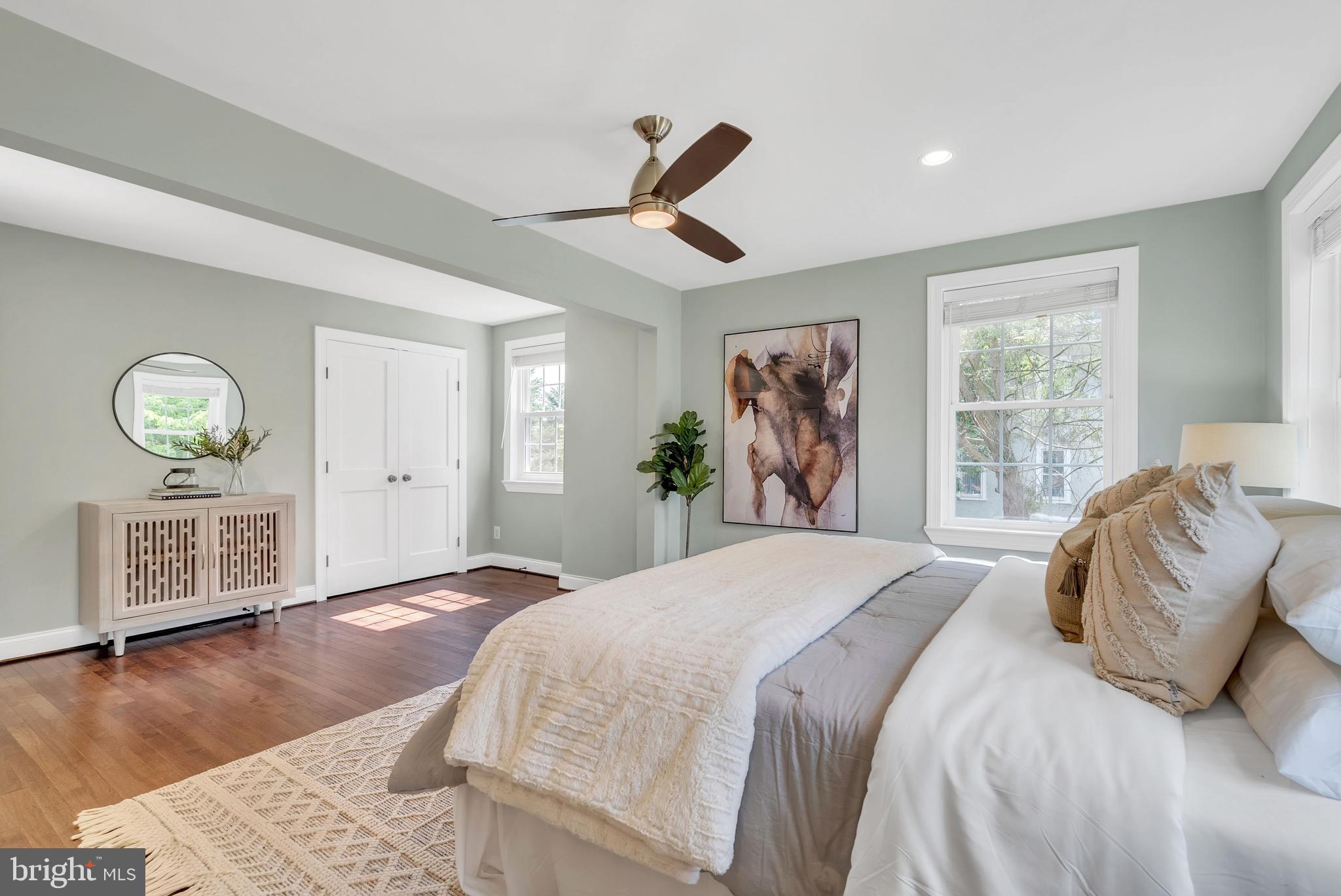 CHEVY CHASE - Residential