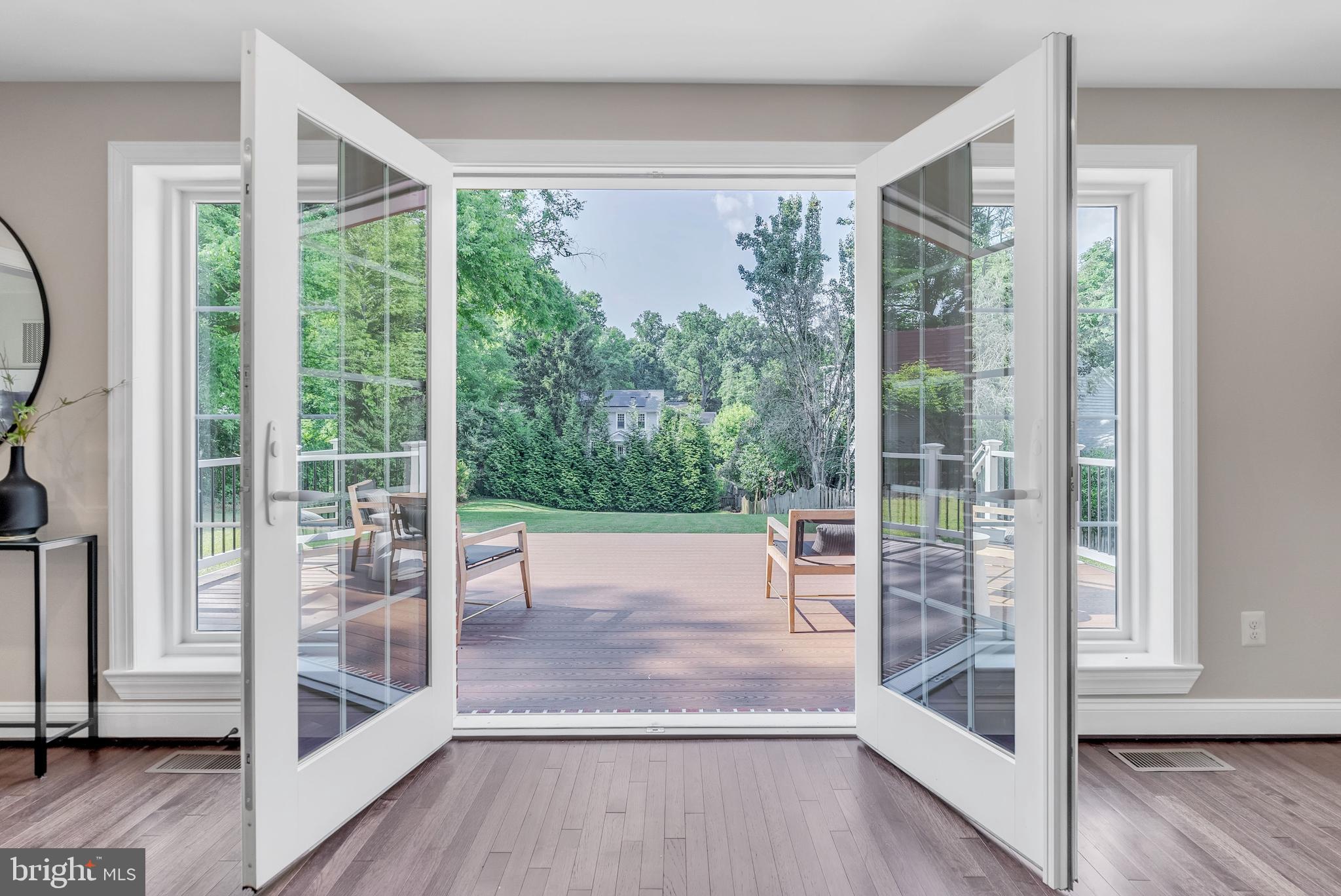 CHEVY CHASE - Residential