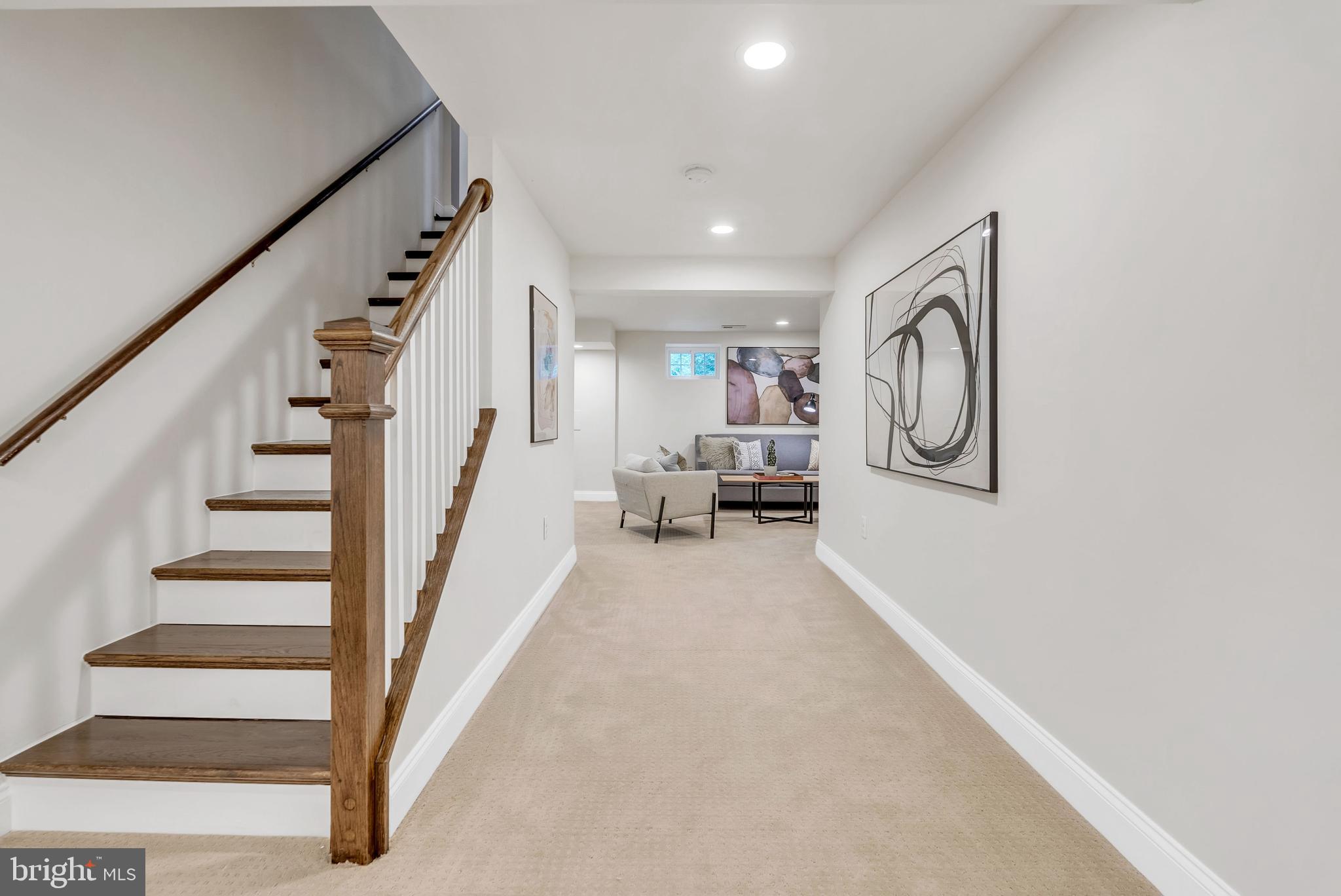 CHEVY CHASE - Residential