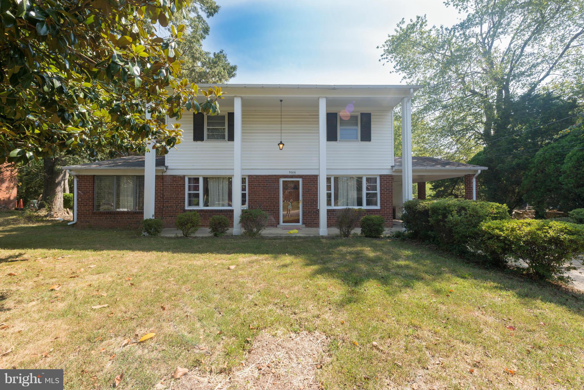 LINDA KNOLLS - Residential