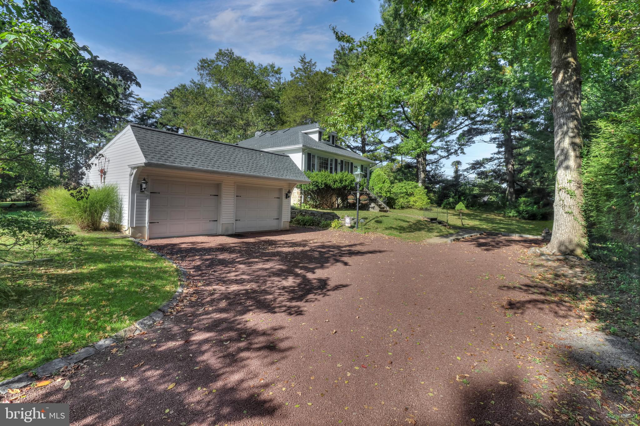 RIVER GLEN - Residential