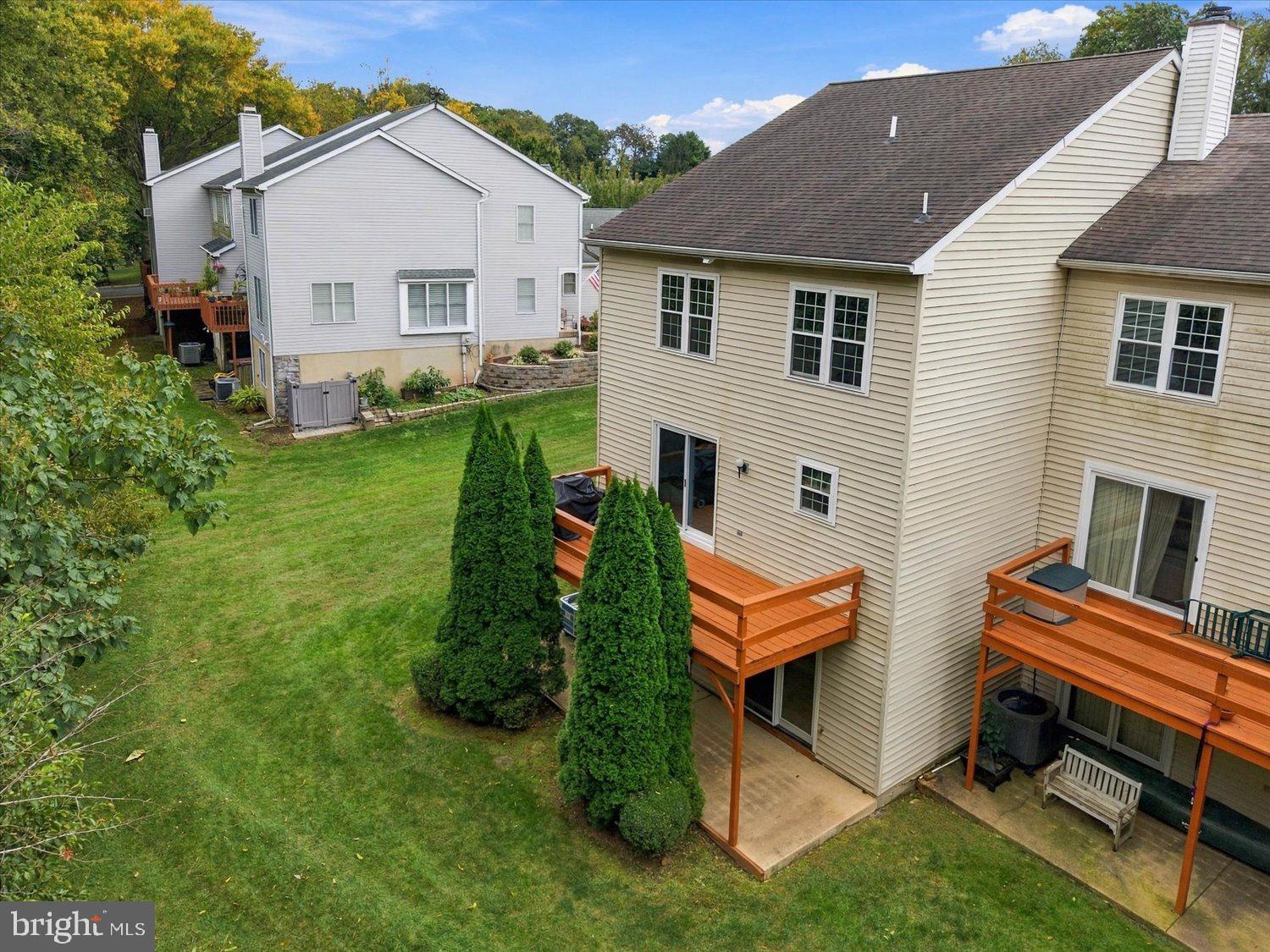 150 TREETOPS DRIVE
