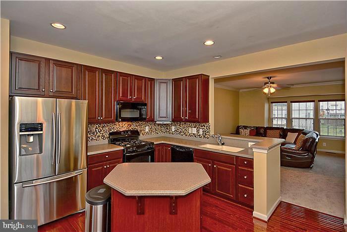 FRONTIER SPRING - Residential Lease