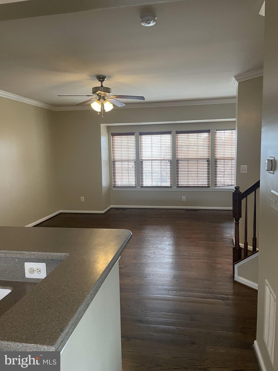 FRONTIER SPRING - Residential Lease