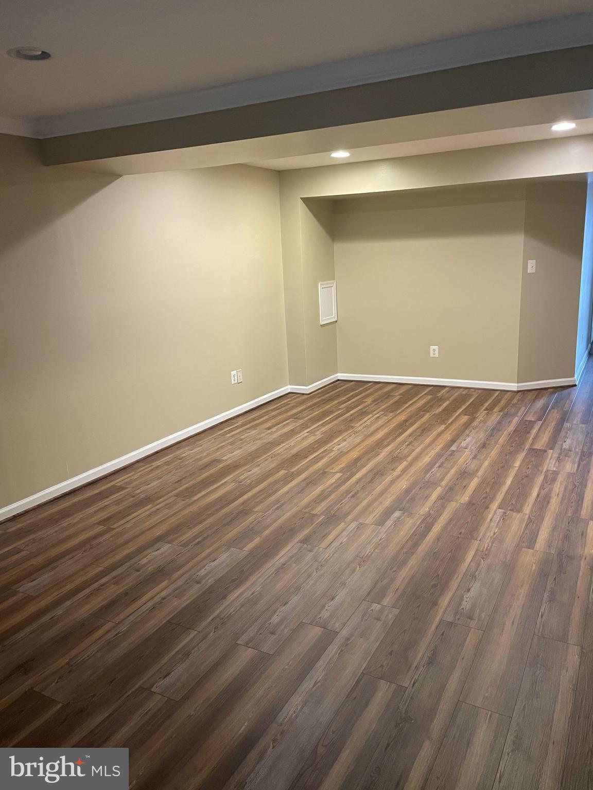 FRONTIER SPRING - Residential Lease