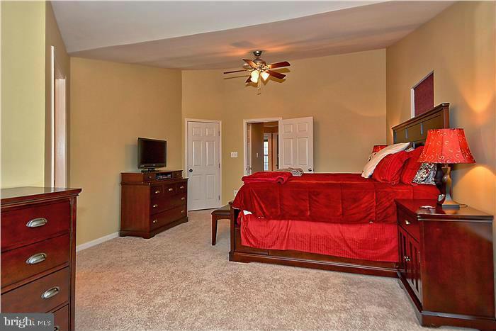 FRONTIER SPRING - Residential Lease