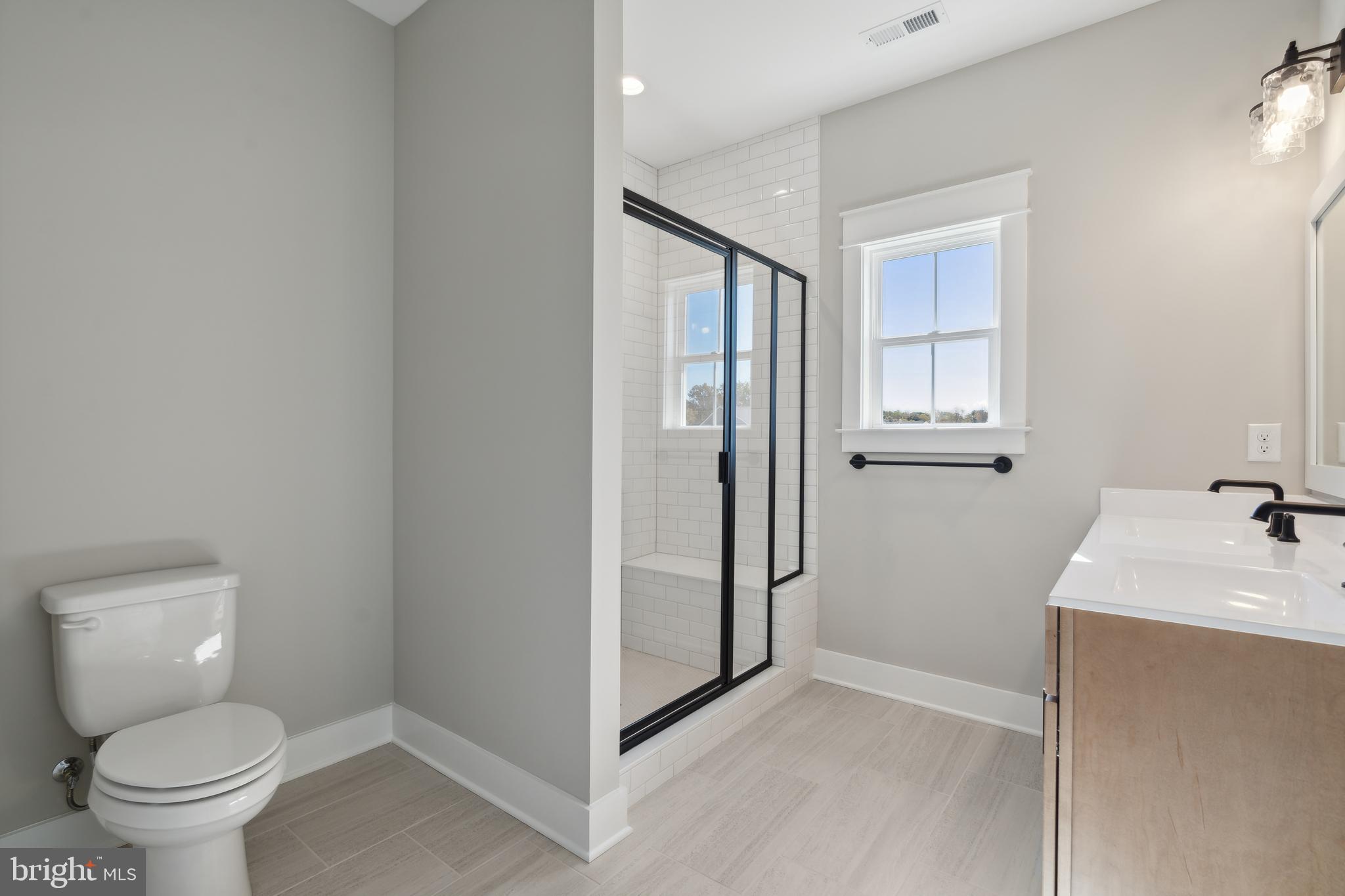 HOBBS HOLE GOLF COURSE - Residential