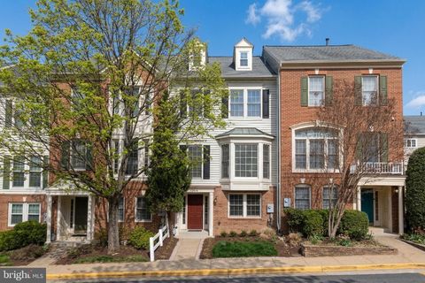 12414 CEDAR LAKES DRIVE FAIRFAX VA 22033