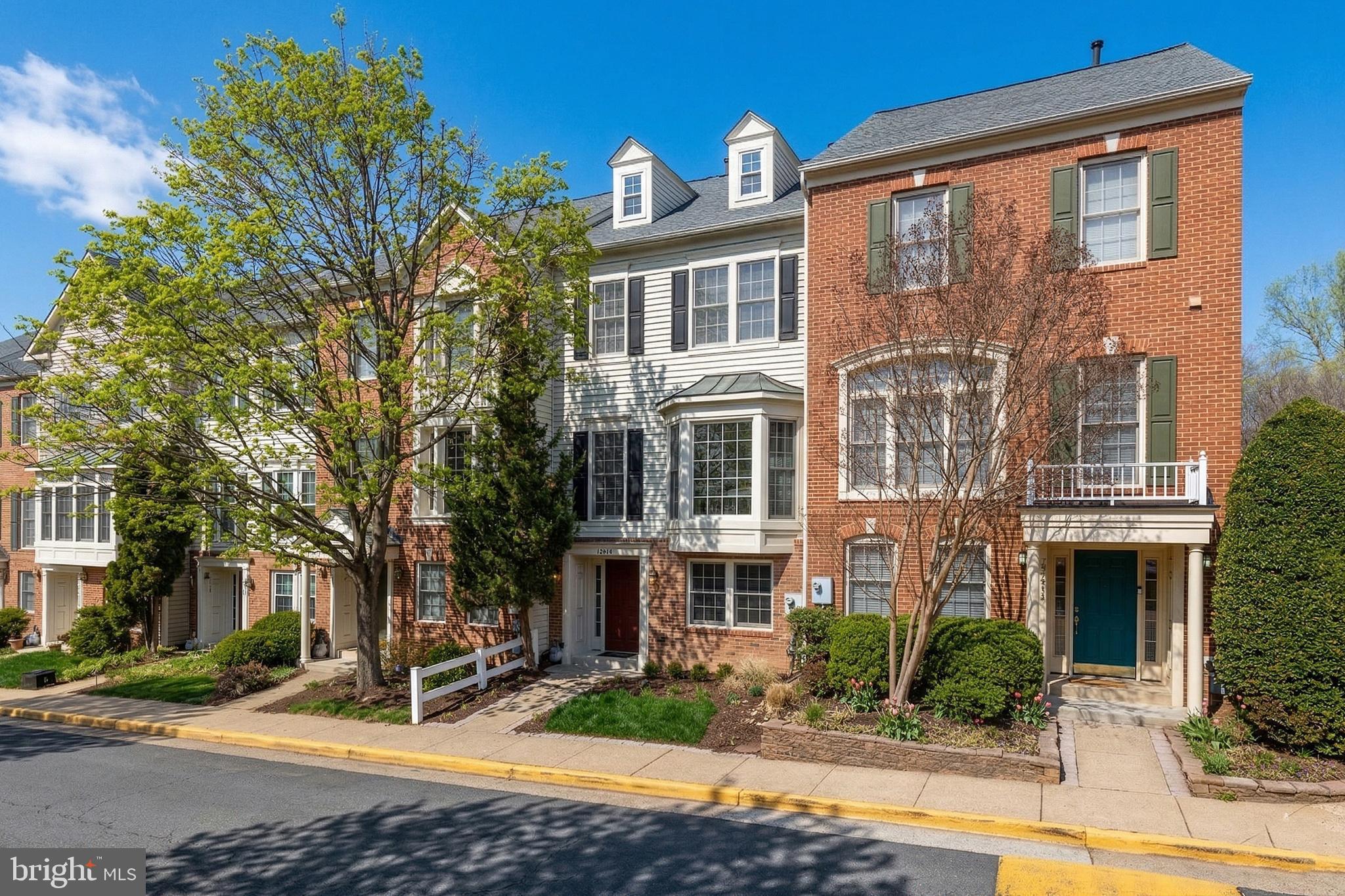 12414 CEDAR LAKES DRIVE