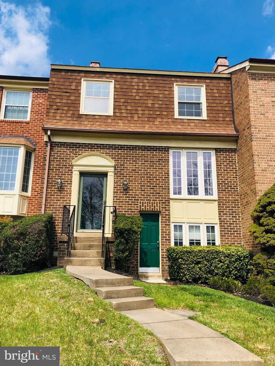 Great Location! 4 BR/3 BA/1 Half BA townhome within walking distance to the Vienna metro!  Main and Upper-Level Hardwood Floors. This town home has 4th bedroom in English Basement with easy separate access. a private fully fenced back brick patio. Convenient location to I-66 Walk to Oakton HS. Please Park in spaces marked 2912 or visitor.