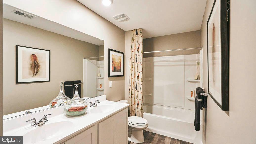 BARKSDALE CROSSING - Residential